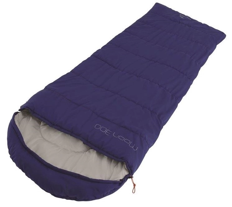 Easy Camp Moon 300 Sleeping Bag 1 Easy Camp Moon 300 Sleeping Bag