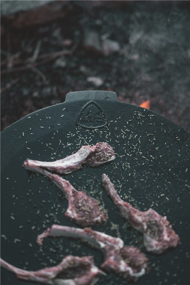 Robens Bighorn 3 Legged Pan 2023 5 Robens Bighorn 3 Legged Pan 2023 - Image 5